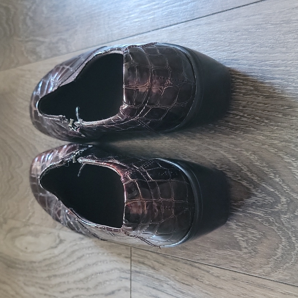 Clark's clogs - Picture 2 of 6